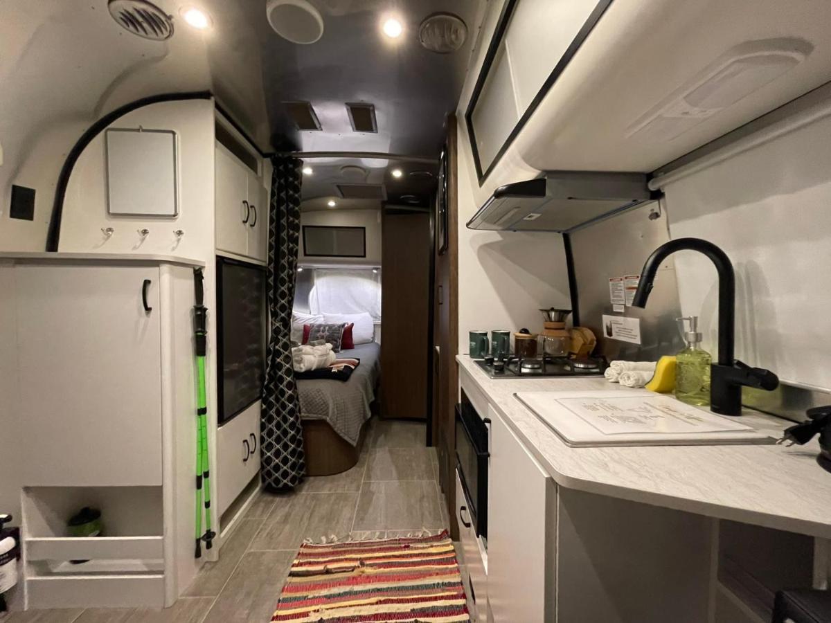 Hotel Airstream Caravel 2020 Loblolly Pines Adventure Camp Eureka Springs Exterior foto